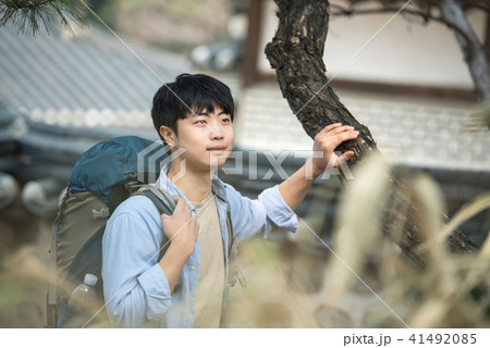旅行 若い男 若い男性 41492085