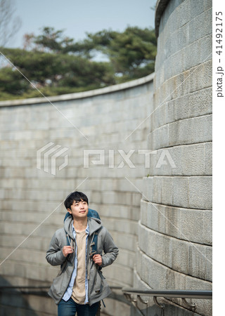 旅行 若い男 若い男性 41492175