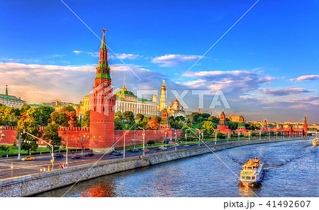 View of Moscow Kremlin and the Moskva River, Russia View of Moscow Kremlin and the Moskva River, Russia 41492607