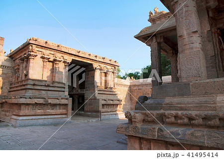 Entrance, Deivanayaki Amman shrine, Darasuram 41495414