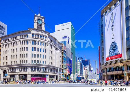 東京　銀座　四丁目交差点の風景 41495663