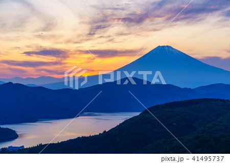 《神奈川県》箱根大観山から富士山夕景 41495737