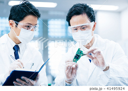 白衣の男性 研究 白衣の男性 研究 41495924