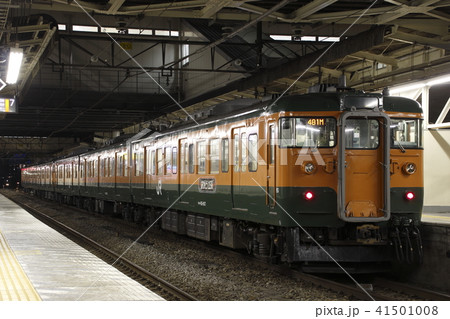 高崎地区115系電車(最末期・引退装飾付) 高崎地区115系電車(最末期・引退装飾付) 41501008