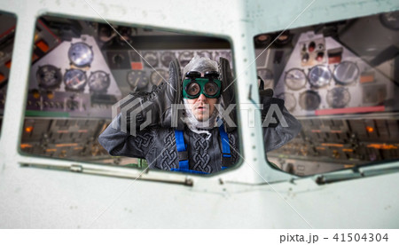 Funny freak man inside the spacecraft Funny freak man inside the spacecraft 41504304