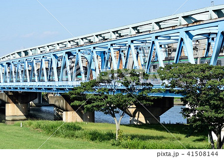 荒川河川敷 常磐線と千代田線 41508144