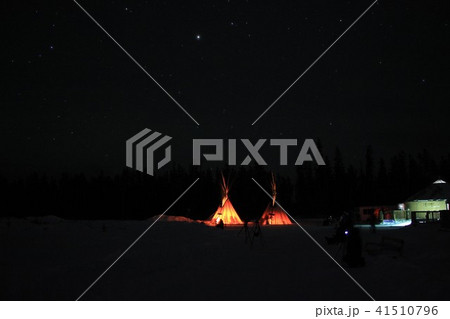 カナダホワイトホース・冬のオーロラ 41510796