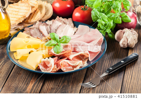 Cold meat platter with ham, prosciutto and other 41510881