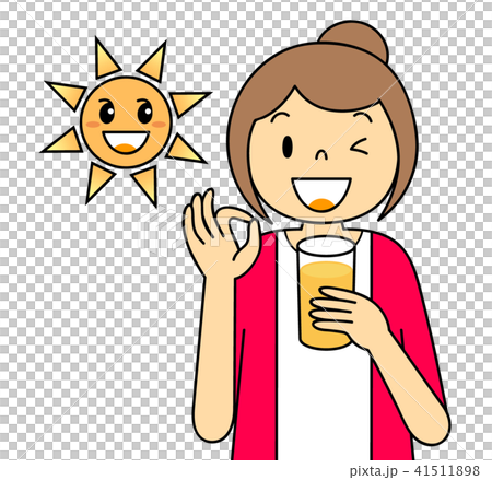 スムージーを飲む女性　OKポーズ　野菜　果物　太陽　オレンジ　マンゴー 41511898
