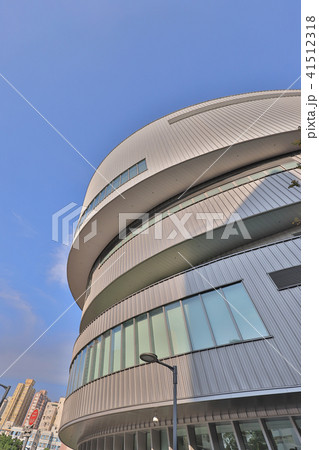 the ound building of Yuen Long Public Library 41512318