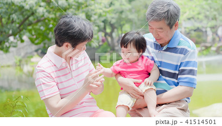 old grandparents and granddaughter old grandparents and granddaughter 41514501