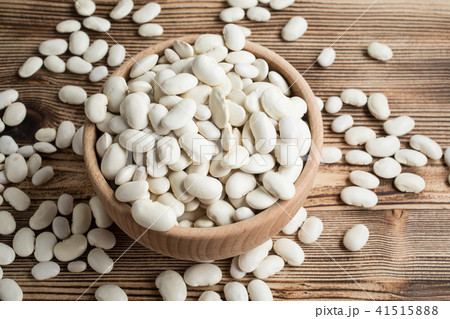 Dried white bean. Dried white bean. 41515888