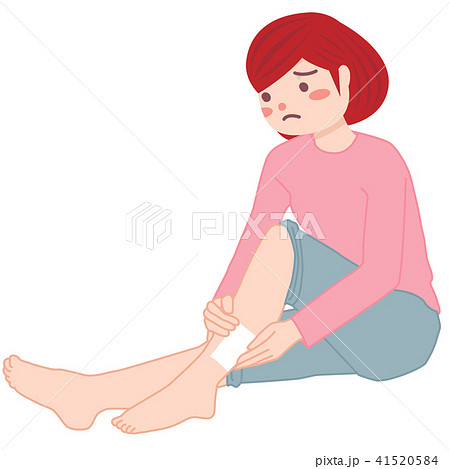 足を痛めた女性 41520584