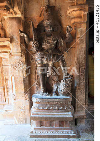 Dwarapala on the left, Subrahmanyam shrine Dwarapala on the left, Subrahmanyam shrine 41521455