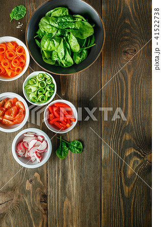 Fresh vegetables in salad bowls Fresh vegetables in salad bowls 41522738