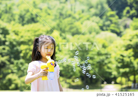 ナンジチョン公園 シャボン玉 夏 41525165