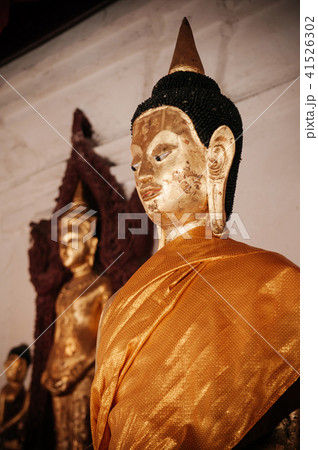 Old Buddha Wat Phra Mahathat Nakhon Si Thammarat 41526302