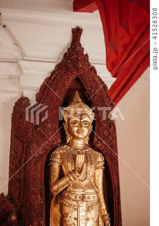 Old Buddha Wat Phra Mahathat Nakhon Si Thammarat 41526308
