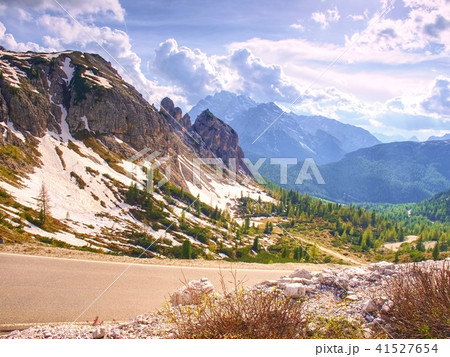Spring view from road to Tre Cime di Lavaredo Spring view from road to Tre Cime di Lavaredo 41527654
