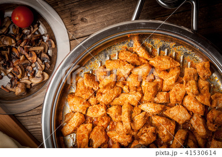 Pieces of fried chicken. 41530614