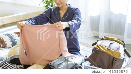 女性　ライフスタイル　旅行 41536876