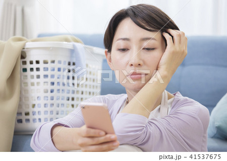 30代女性　疲れ　ストレス　鬱　体調不良 41537675