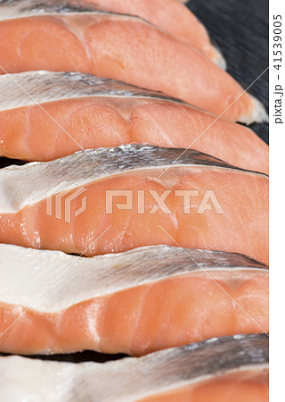 美味しい鮭の切身 美味しい鮭の切身 41539005