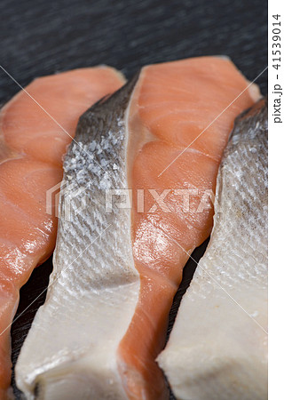 美味しい鮭の切身 美味しい鮭の切身 41539014