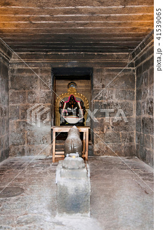 Ganesha, Ganesha shrine, Brihadisvara Temple complex, Tanjore, Tamil Nadu 41539065