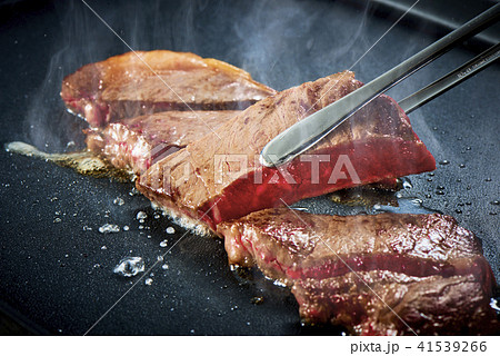 牛肉の豪快ステーキ 41539266