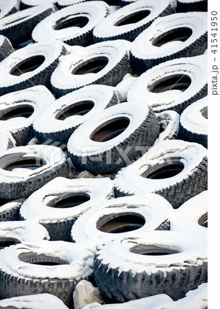 Old car tyres Old car tyres 41541950