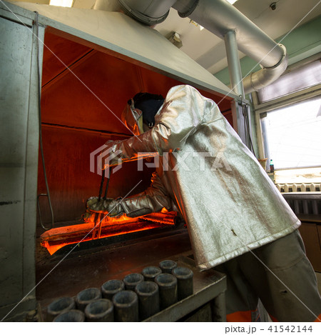 gold factory ingot 41542144