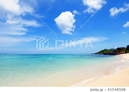 沖縄の美しい海とさわやかな空 41548506