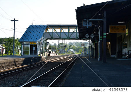 北海道ニセコ町の朝のニセコ駅周辺の風景を撮影 41548573