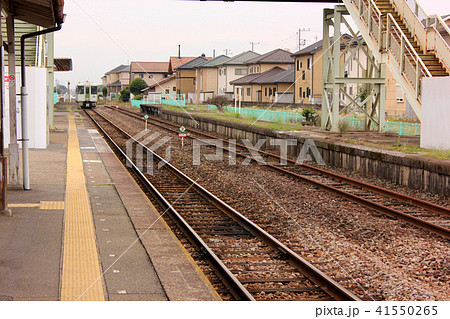 八高線丹荘駅に入線する高崎行列車(2) 41550265