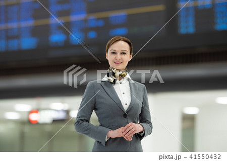空港　キャビンアテンダント　外国人　撮影協力：成田空港 41550432