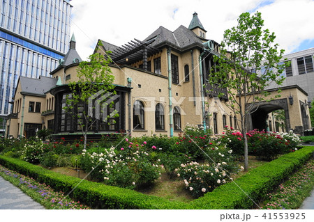 5月　紀尾井町10赤坂ﾌﾟﾘﾝｽ･ｸﾗｼｯｸﾊｳｽとバラ 41553925