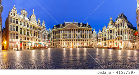 Grand Place Square at night in Belgium, Brussels Grand Place Square at night in Belgium, Brussels 41557597