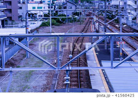 鉄道。線路。駅。 鉄道。線路。駅。 41560425