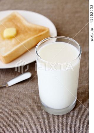 牛乳 41562552