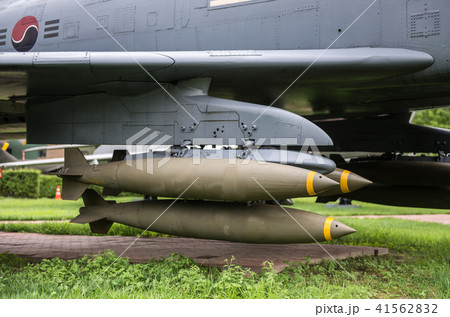 飛行機 戦闘機 ミサイル 41562832