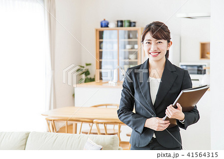 不動産 保険 金融 住宅ローン ビジネス 女性 不動産 保険 金融 住宅ローン ビジネス 女性 41564315
