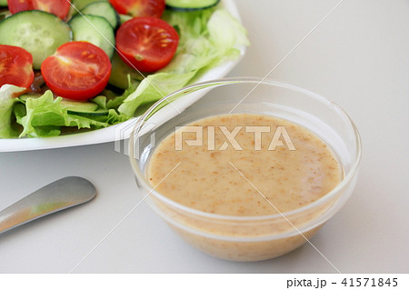 胡麻ドレッシング 41571845