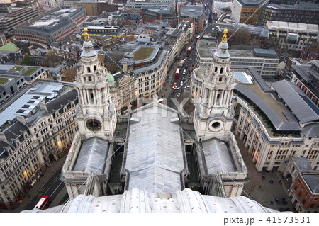セントポール大聖堂から見下ろすロンドンの街並み セントポール大聖堂から見下ろすロンドンの街並み 41573531