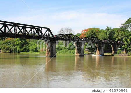 クワイ川鉄橋 タイ の写真素材