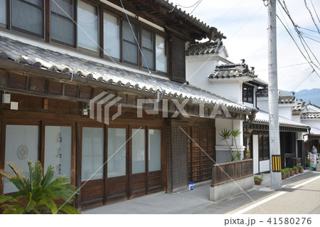 【徳島県　つるぎ町】二層うだつの町並み 41580276