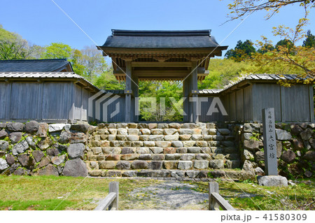 大宮坊　御成門と勅使橋　石動山　 41580309
