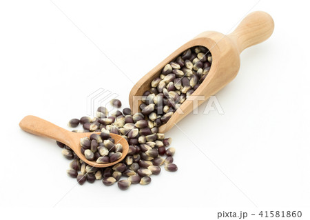 ブラックポップコーンカーネル: black popcorn kernels  41581860