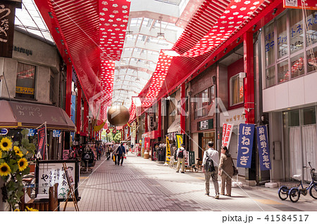 名古屋街並 大須商店街 大須仁王門通りの写真素材