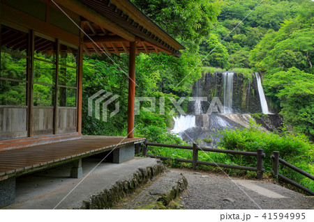 大分県九重町　初夏の竜門の滝 41594995